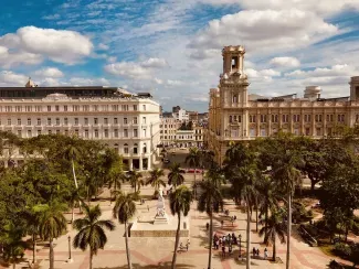Autoridades cubanas batieron el récord de legalizaciones consulares y discuten la introducción de la apostilla