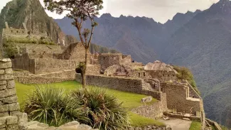 Grecia y Perú Simplifican la Validación de Documentos con la Apostilla de La Haya